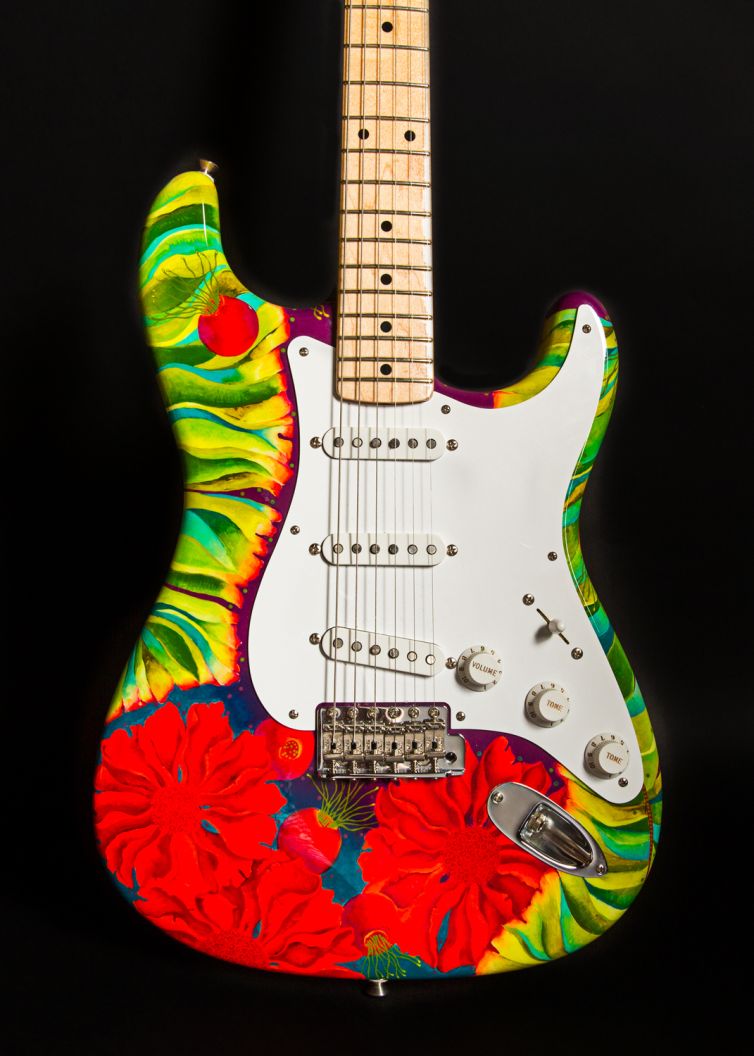 Claret Floret Stratocaster – GZ Guitars